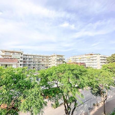 Apartamento Villa Tropical. 살루 외부 사진